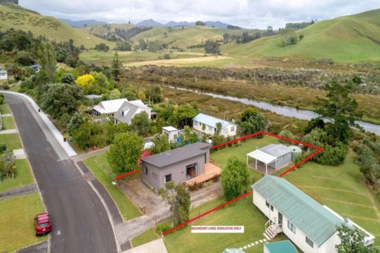 Photo of property in 30 Marlin Place, Whiritoa, Whangamata, 3691