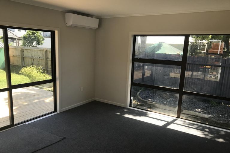 Photo of property in 4 Olive Crescent, Papatoetoe, Auckland, 2025