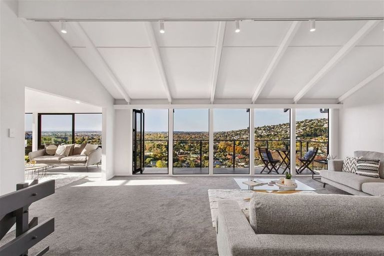 Photo of property in 23 Whareora Terrace, Cashmere, Christchurch, 8022