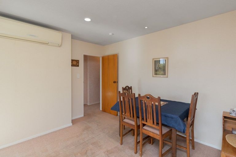 Photo of property in 4 Ohau Drive, Islington, Christchurch, 8042