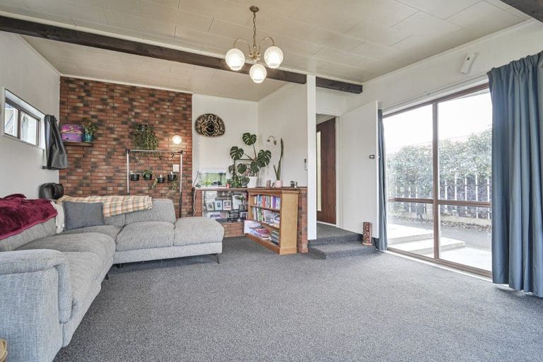 Photo of property in 147 Flaxmere Avenue, Flaxmere, Hastings, 4120