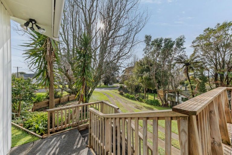 Photo of property in 15 Curtis Street, Okato, 4335