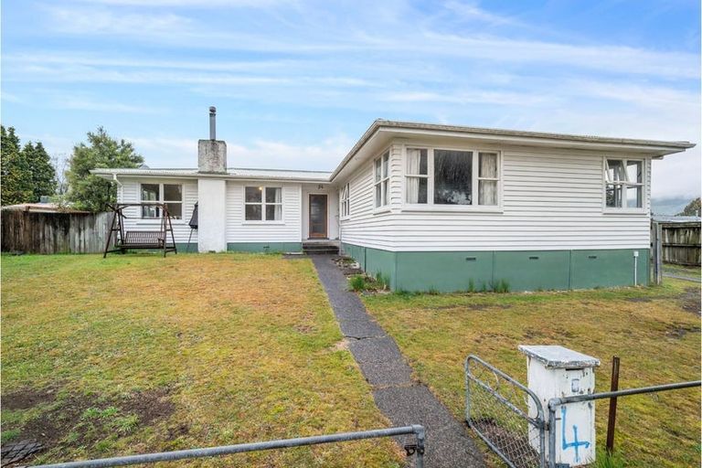 Photo of property in 4 Hingaia Street, Turangi, 3334
