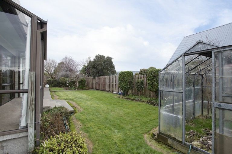 Photo of property in 56 Grange Street, Winton, 9720