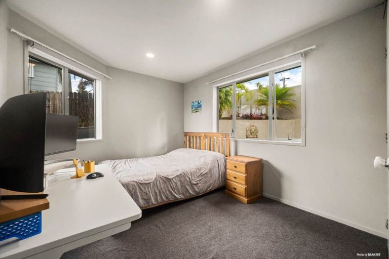 Photo of property in 2/36 Nile Road, Milford, Auckland, 0620