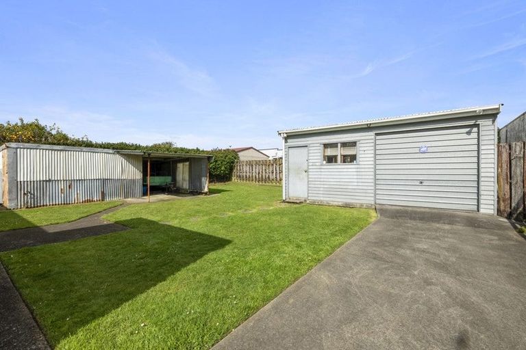 Photo of property in 8 Cornwall Street, Brooklands, New Plymouth, 4310