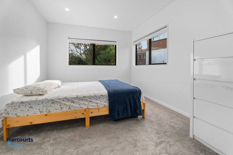 Photo of property in 26f Sheridan Drive, New Lynn, Auckland, 0600