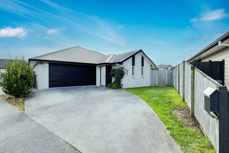 Photo of property in 10 Oolong Court, Huntington, Hamilton, 3210