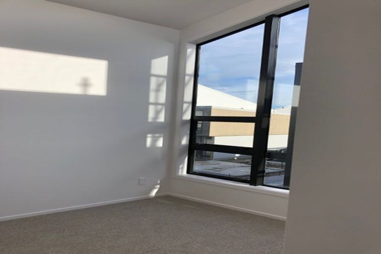 Photo of property in 37 Houhere Street, Paraparaumu, 5032