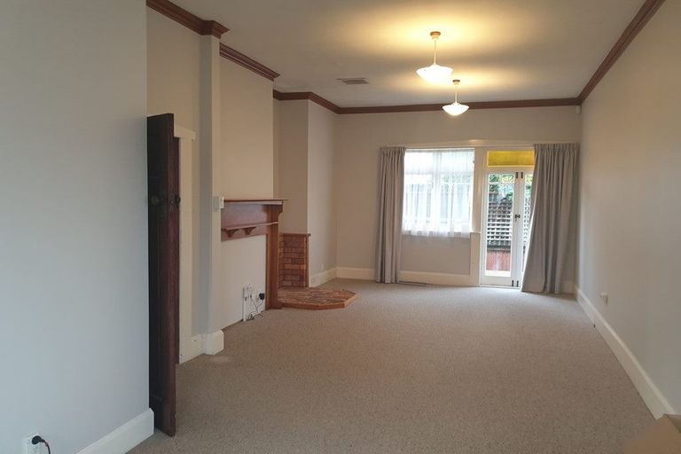 Photo of property in 14 Donald Street, Regent, Whangarei, 0112