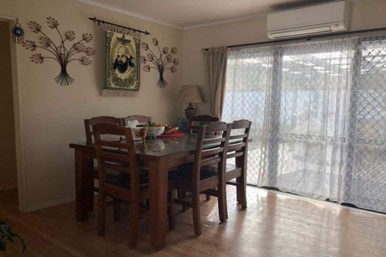 Photo of property in 204 Te Irirangi Drive, Flat Bush, Auckland, 2019
