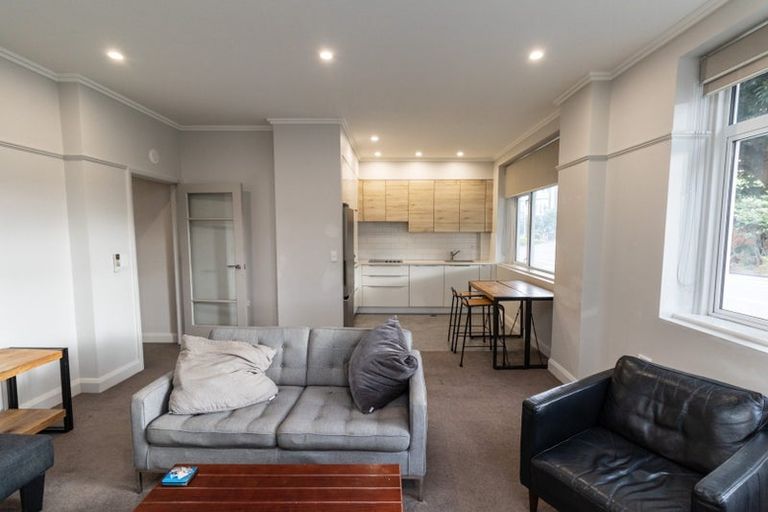 Photo of property in Fountain Court, 16/48 Oriental Parade, Oriental Bay, Wellington, 6011