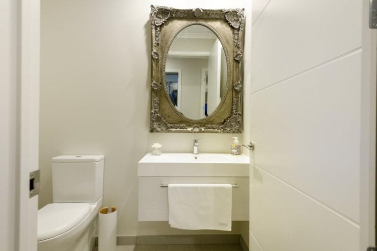 Photo of property in 7 Broadwater Close, Pyes Pa, Tauranga, 3112