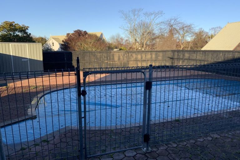 Photo of property in 31 Carlsen Street, Burwood, Christchurch, 8083