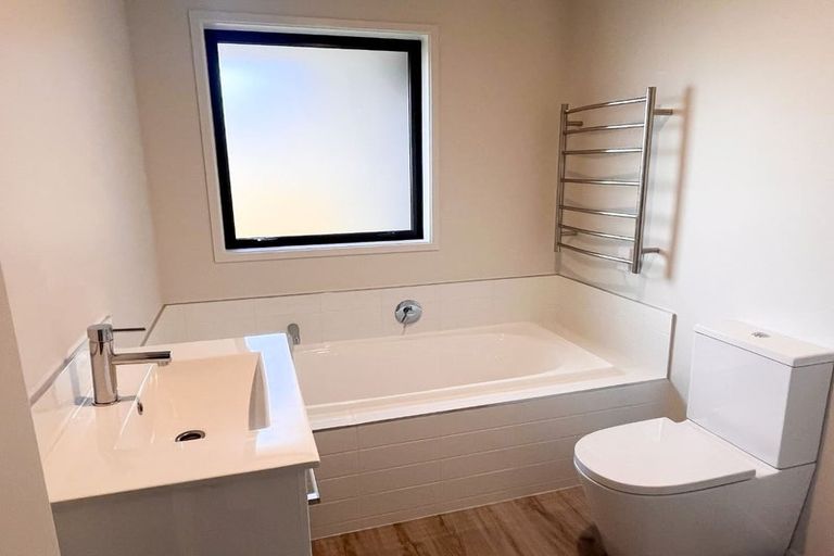 Photo of property in 185 Faringdon Boulevard, Rolleston, 7615