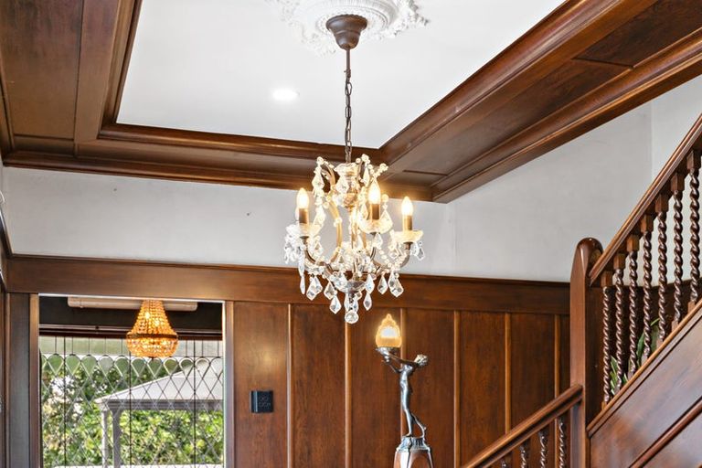 Photo of property in 6 Peverill Crescent, Papatoetoe, Auckland, 2025