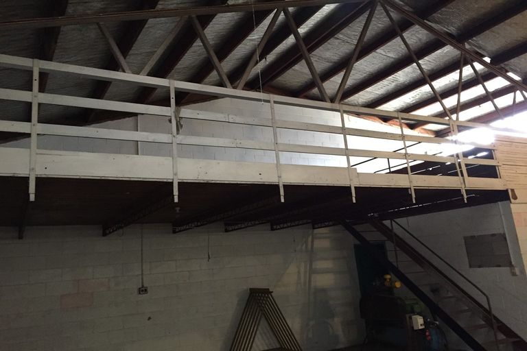 Photo of property in 6a Elizabeth Street, Orewa, 0931