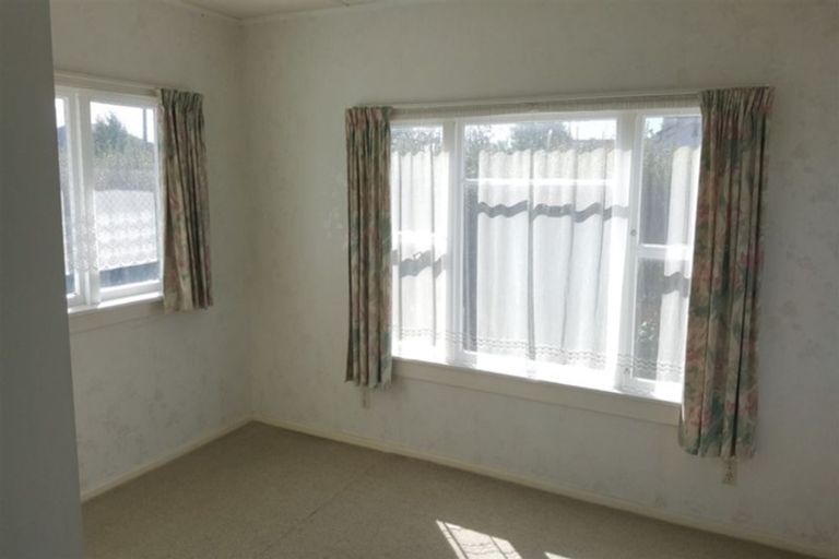 Photo of property in 5 Moorhouse Street, Waimate, 7924