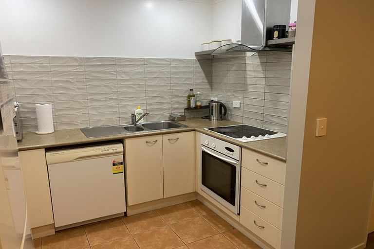 Photo of property in 14/2 Arawa Street, New Lynn, Auckland, 0600