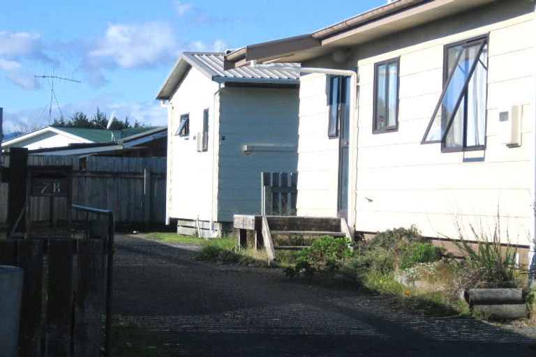 Photo of property in 7 Colenso Place, Otaki Beach, Otaki, 5512