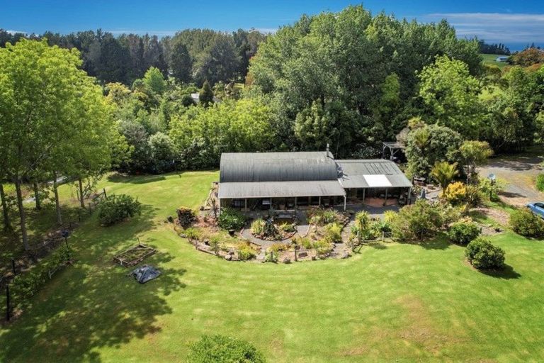 Photo of property in 1200 Pipiwai Road, Ruatangata West, Whangarei, 0176