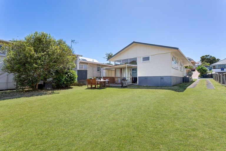 Photo of property in 12 May Street, Mount Maunganui, 3116