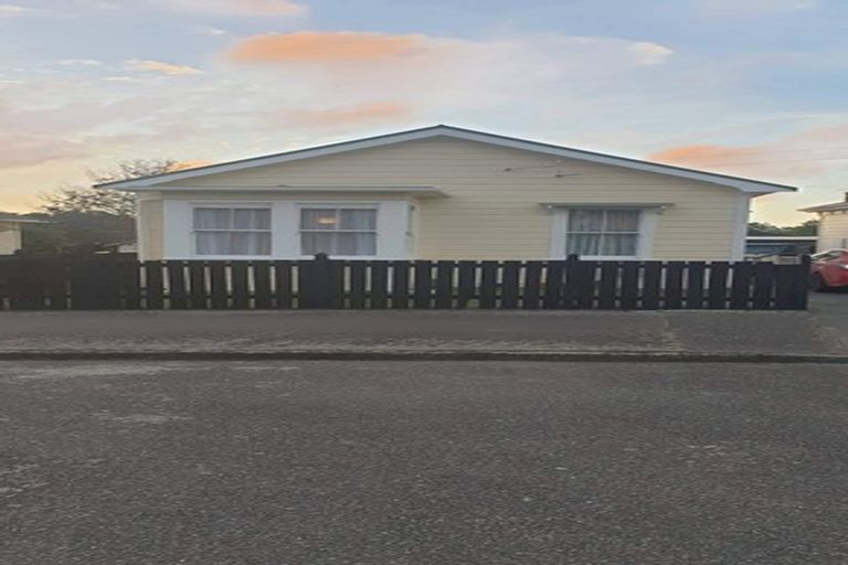 Photo of property in 137 Cambridge Street, Levin, 5510