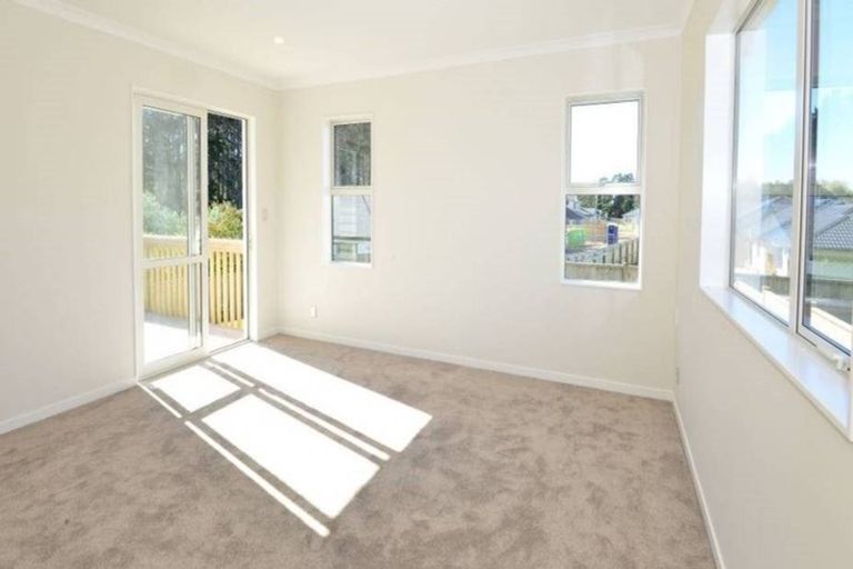 Photo of property in 62 Matua Road, Huapai, Kumeu, 0810