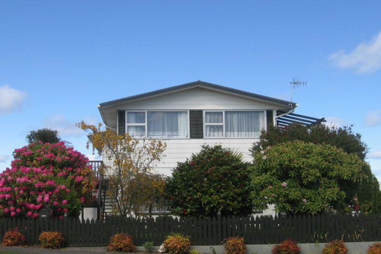 Photo of property in 11 Hammersmith Street, Richmond Heights, Taupo, 3330