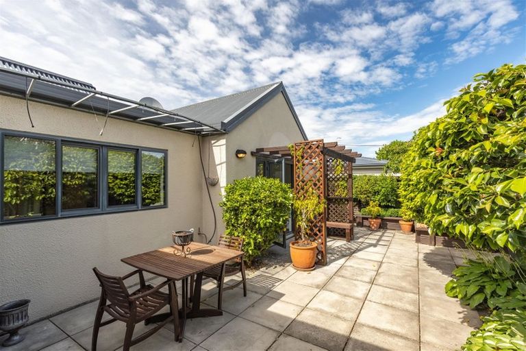 Photo of property in 155a Weston Road, St Albans, Christchurch, 8052