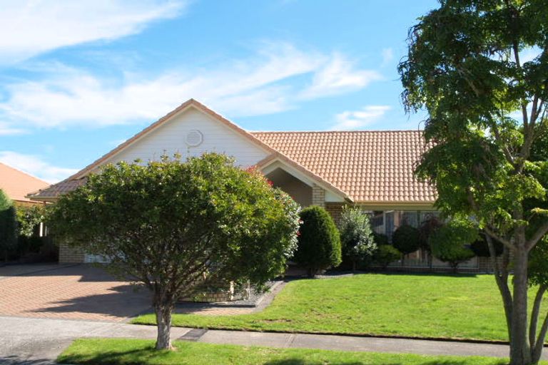 Photo of property in 5 Casabella Court, Northpark, Auckland, 2013