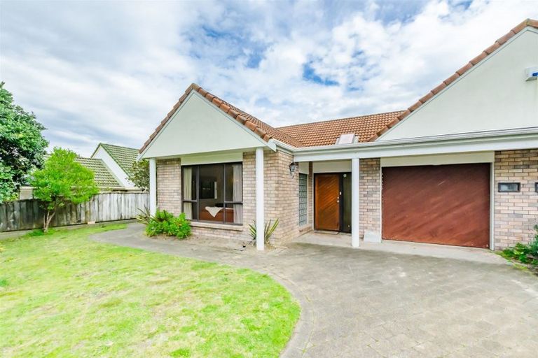 Photo of property in 4 Manly Garden, Paraparaumu Beach, Paraparaumu, 5032