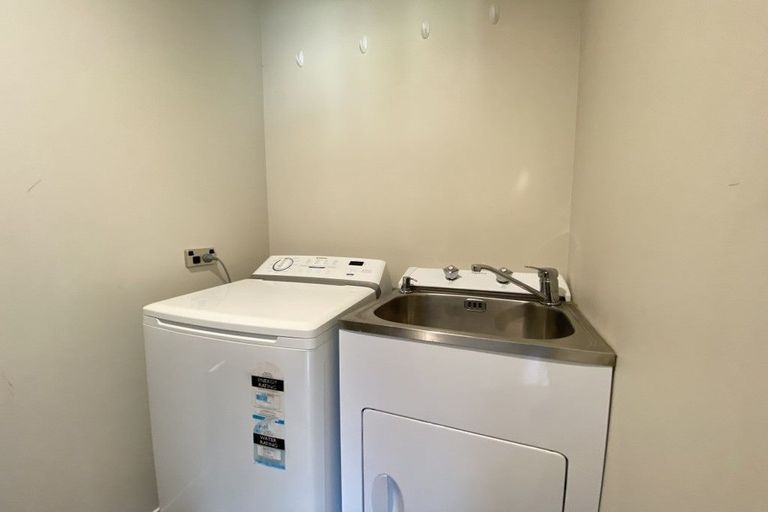 Photo of property in 8 Sylvan Street, Lake Hayes, Queenstown, 9304