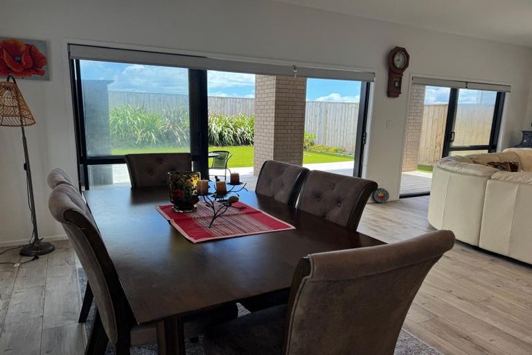 Photo of property in 115 Mutetai Road, Clarks Beach, 2122