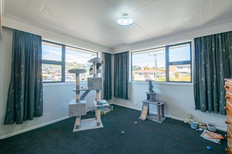 Photo of property in 2a Brooklyn Street, Green Island, Dunedin, 9018