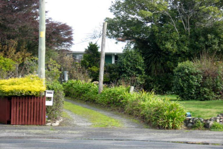 Photo of property in 27 Bledisloe Street, Solway, Masterton, 5810