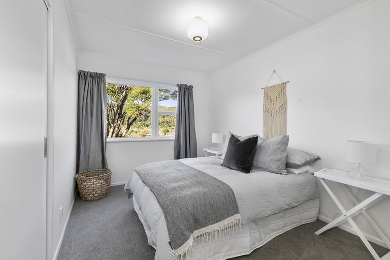 Photo of property in 22-24 Bledisloe Crescent, Wainuiomata, Lower Hutt, 5014