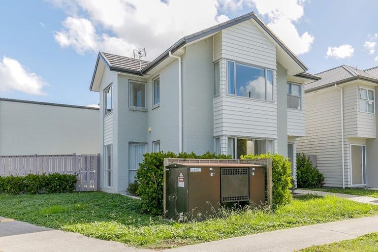 Photo of property in 1/26 Hollowout Street, Takanini, 2112