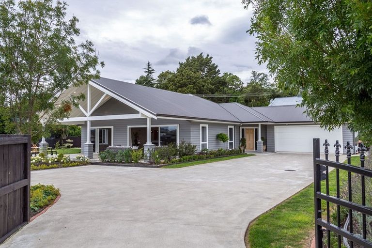 Photo of property in 17 Kauri Place, Pahiatua, 4910