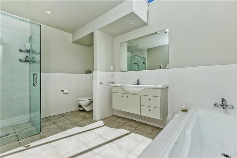 Photo of property in 68a Gulf View Road, Murrays Bay, Auckland, 0630