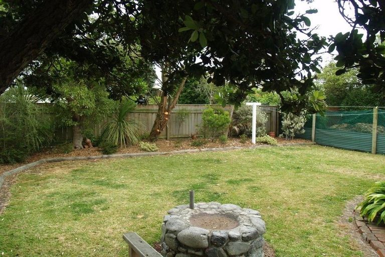 Photo of property in 47 Moana Street, Otaki Beach, Otaki, 5512