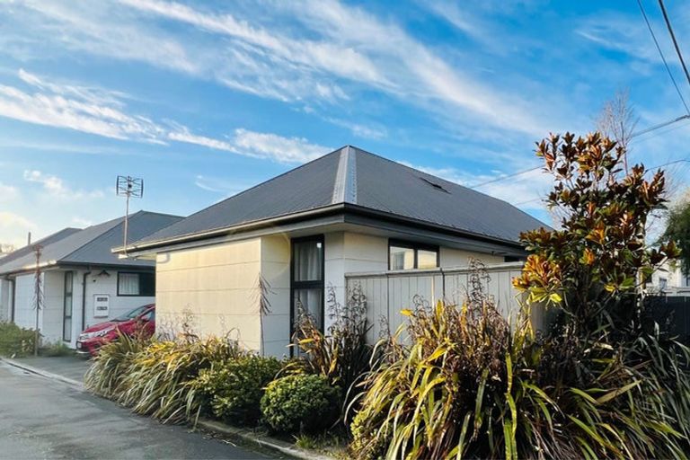 Photo of property in 29a Clarence Street South, Addington, Christchurch, 8024