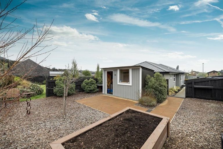 Photo of property in 43 Kingfisher Crescent, Albert Town, Wanaka, 9305