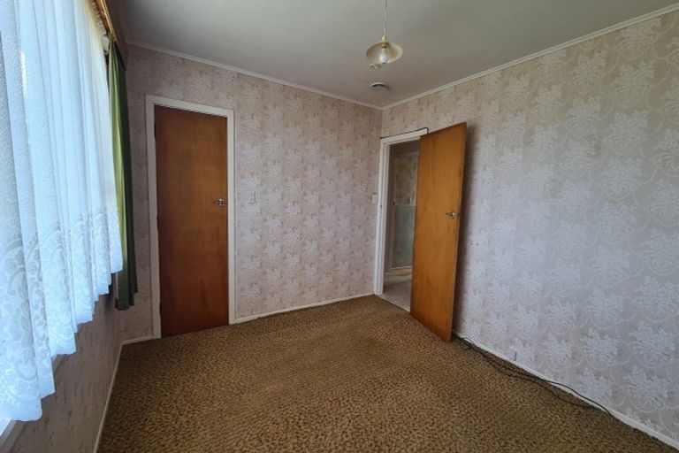 Photo of property in 12 Hickey Place, Opunake, 4616