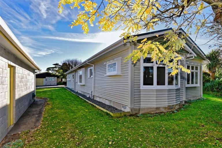 Photo of property in 9 Gibson Drive, Hornby, Christchurch, 8042