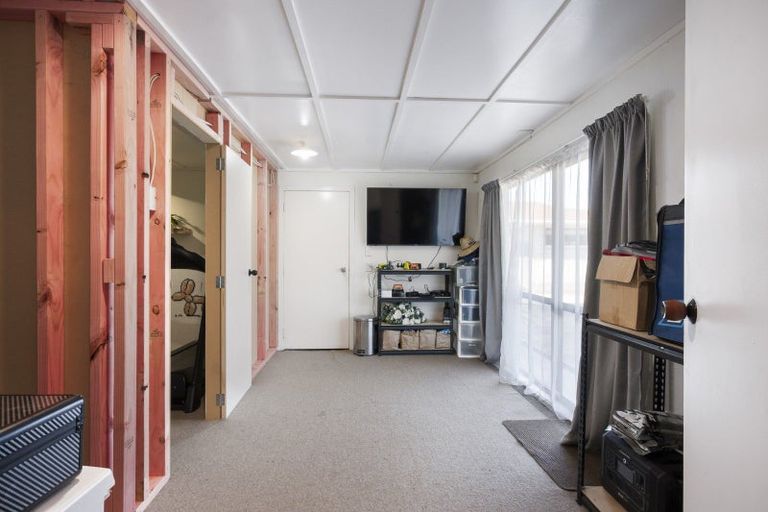 Photo of property in 6 Rangeview Place, Feilding, 4702