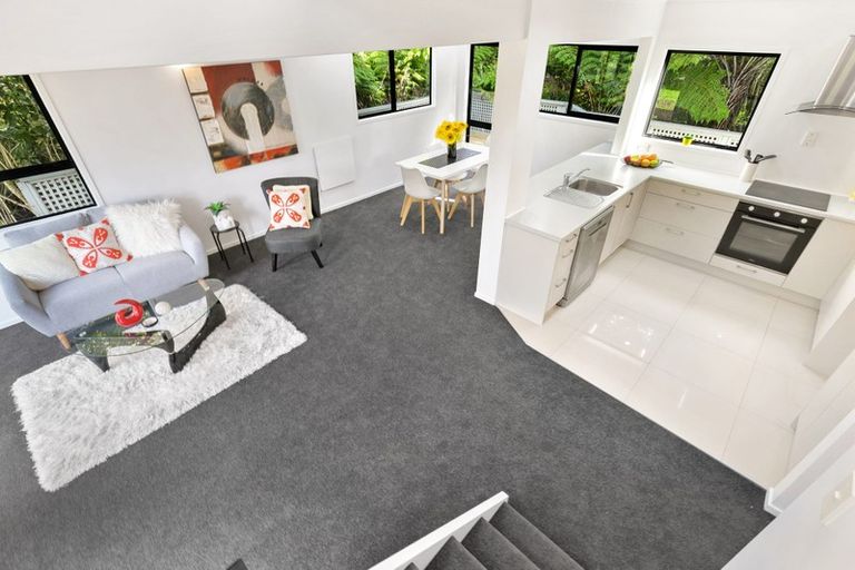 Photo of property in 74 Rhinevale Close, Henderson, Auckland, 0612