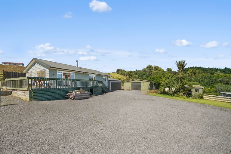Photo of property in 28 Fielding Road, Awhitu, Waiuku, 2684