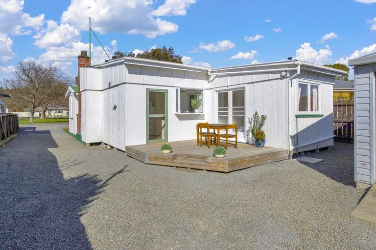 Photo of property in 24 Penfold Square, Leithfield, 7481