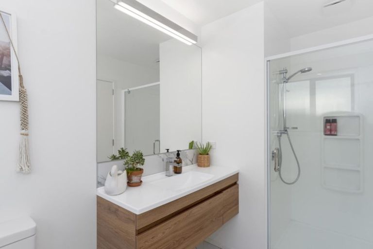 Photo of property in 30 Awatira Drive, Papamoa Beach, Papamoa, 3118